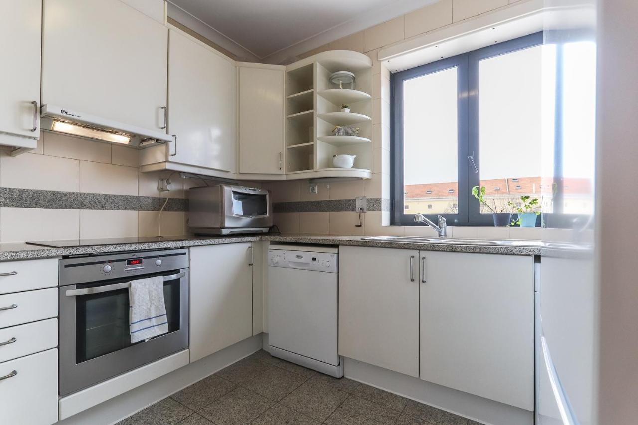 Vita Portucale ! Modern Apartment With Garage Lissabon Exterior foto